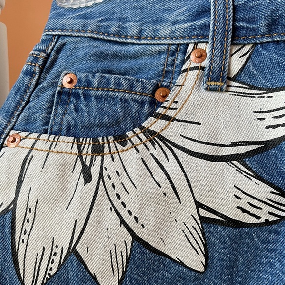 COPY - Levi’s X Farm Rio NWT 26 jean skirt-LAST ONE - Picture 3 of 15
